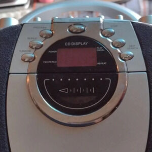 Radio & Cassette Tape Player